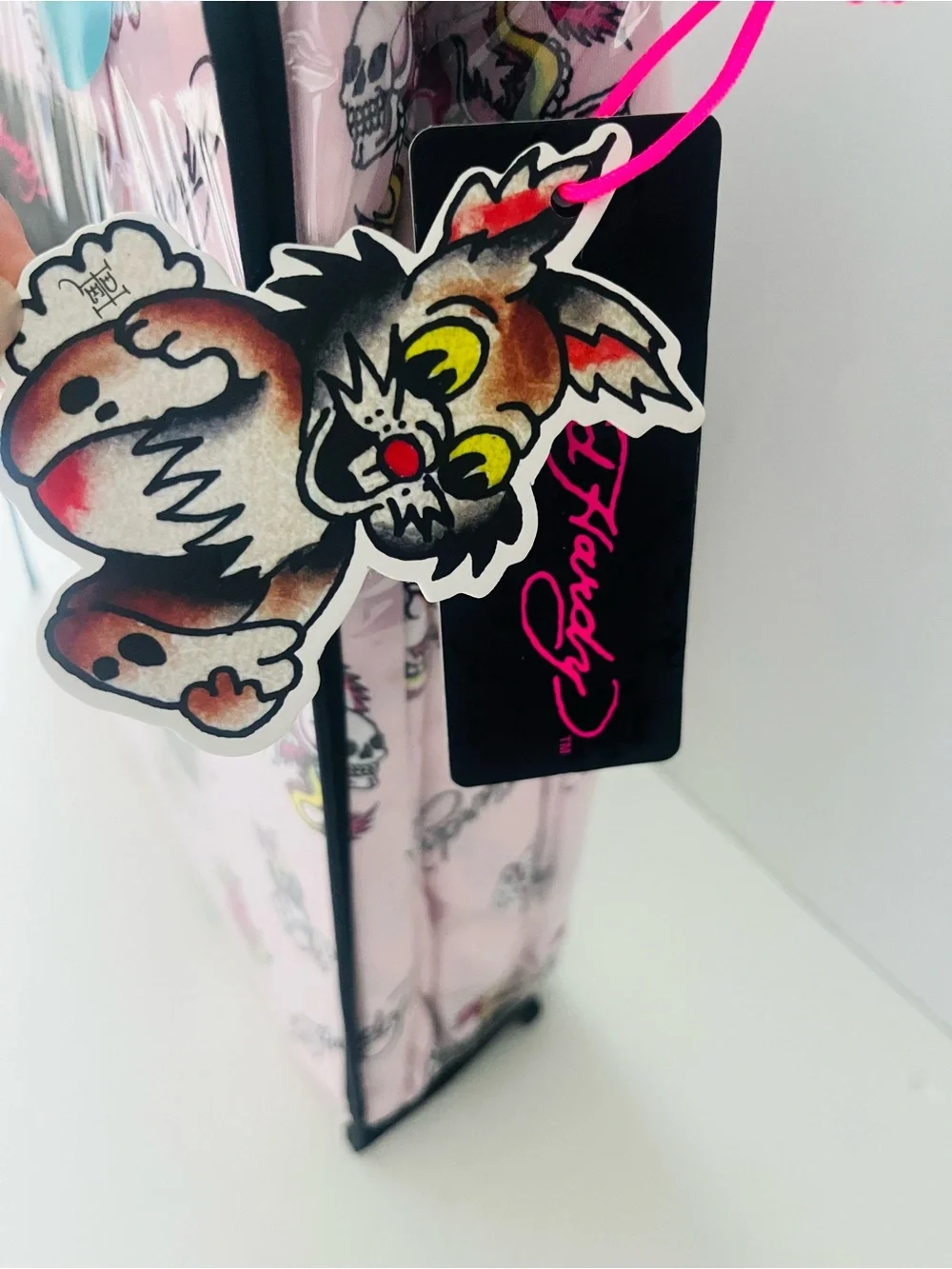 Ed Hardy Pink Queen Size Sheet Set DEH Bunny Skull & Crossbones Heart Flower Bat